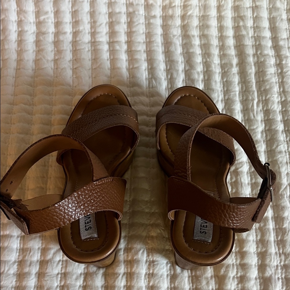 Steve Madden Belma Wedge Heel Sandal - Picture 5 of 9